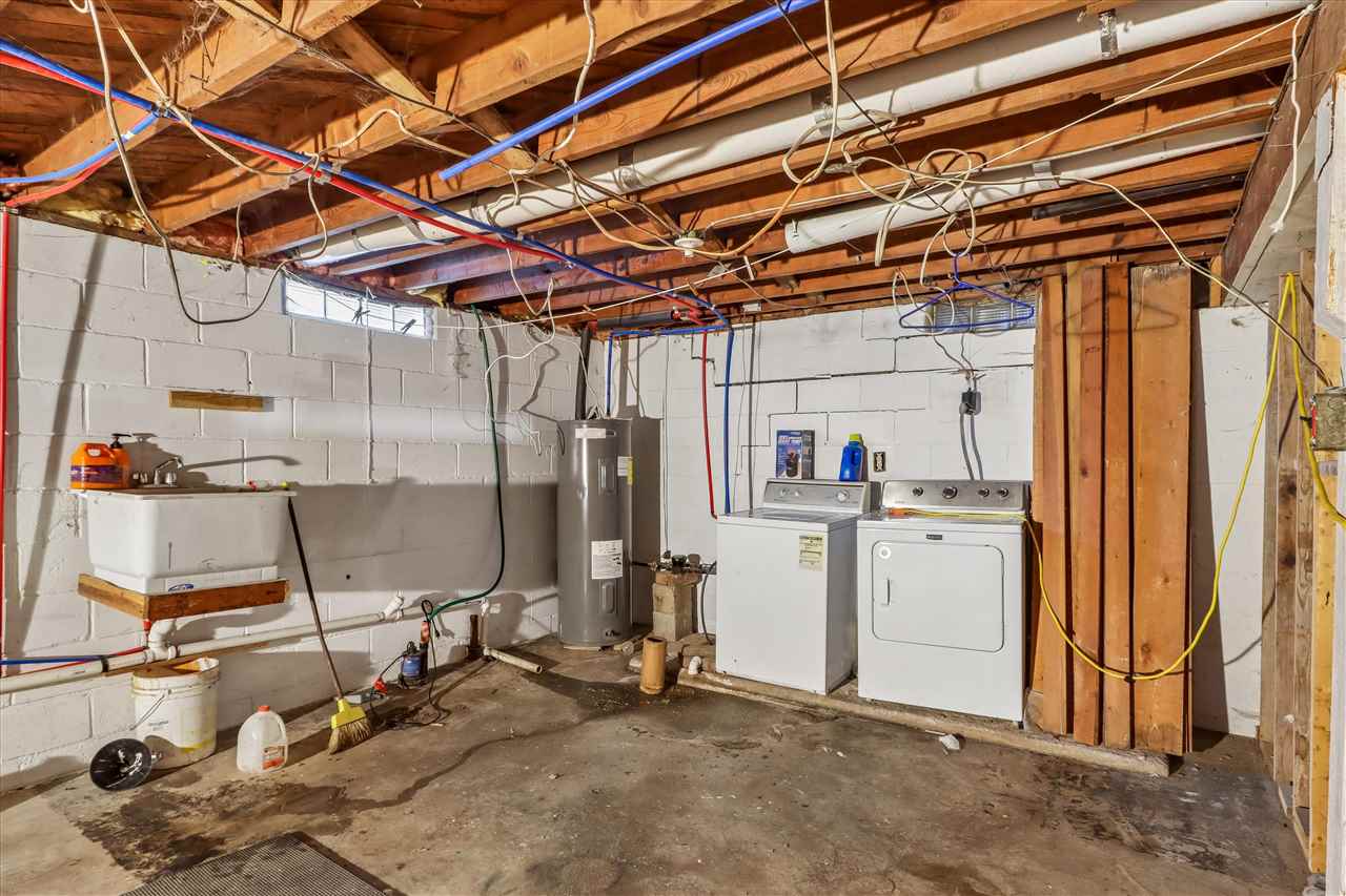 106 Wyman Drive Williamsburg IA 52361
