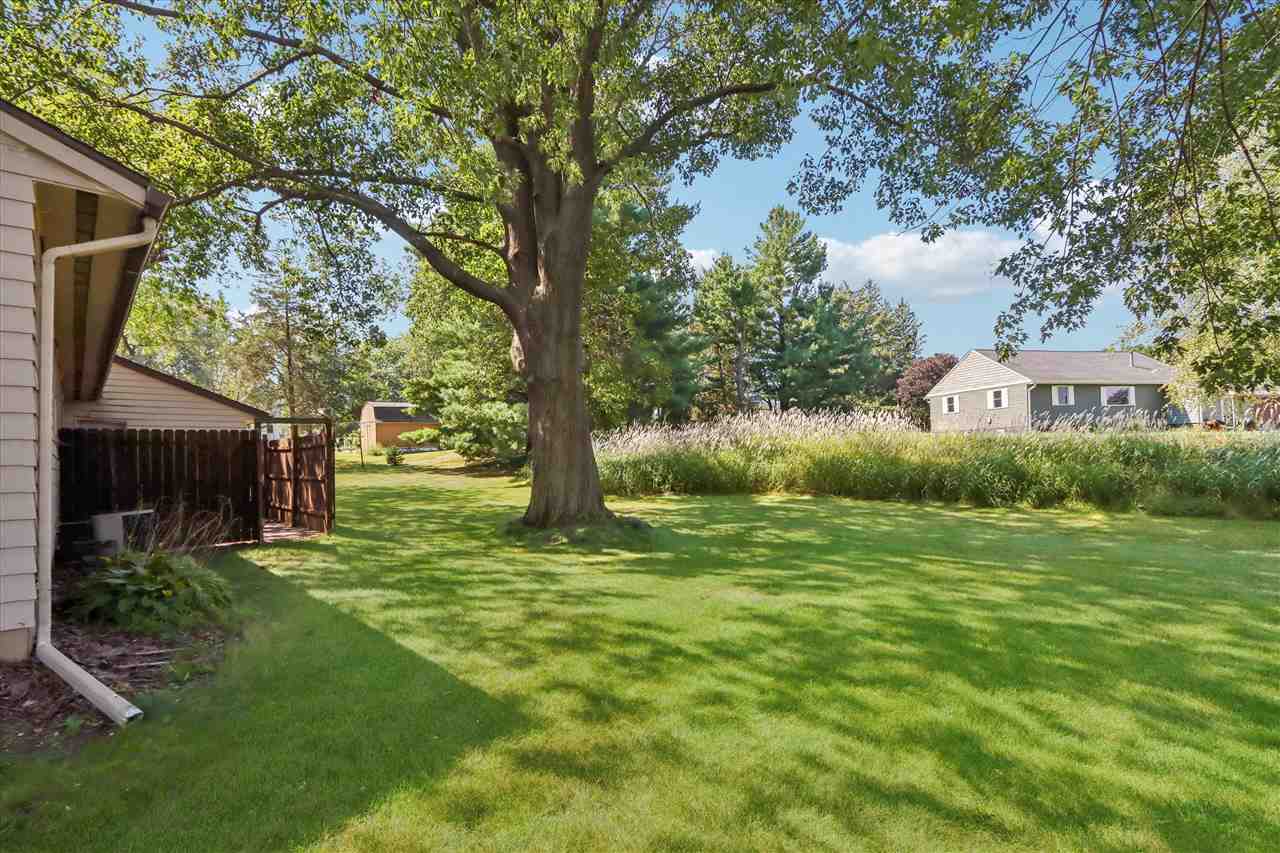106 Wyman Drive Williamsburg IA 52361