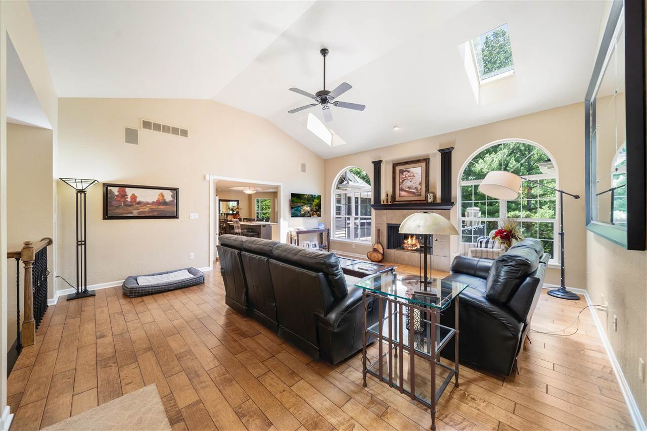 2665 Muddy Creek Lane Coralville IA 52241