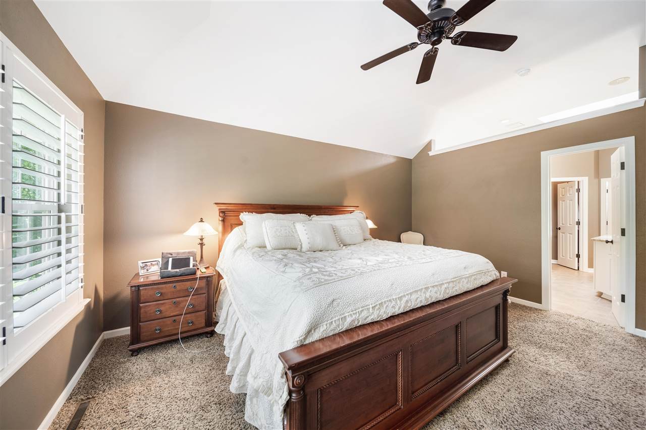2665 Muddy Creek Lane Coralville IA 52241