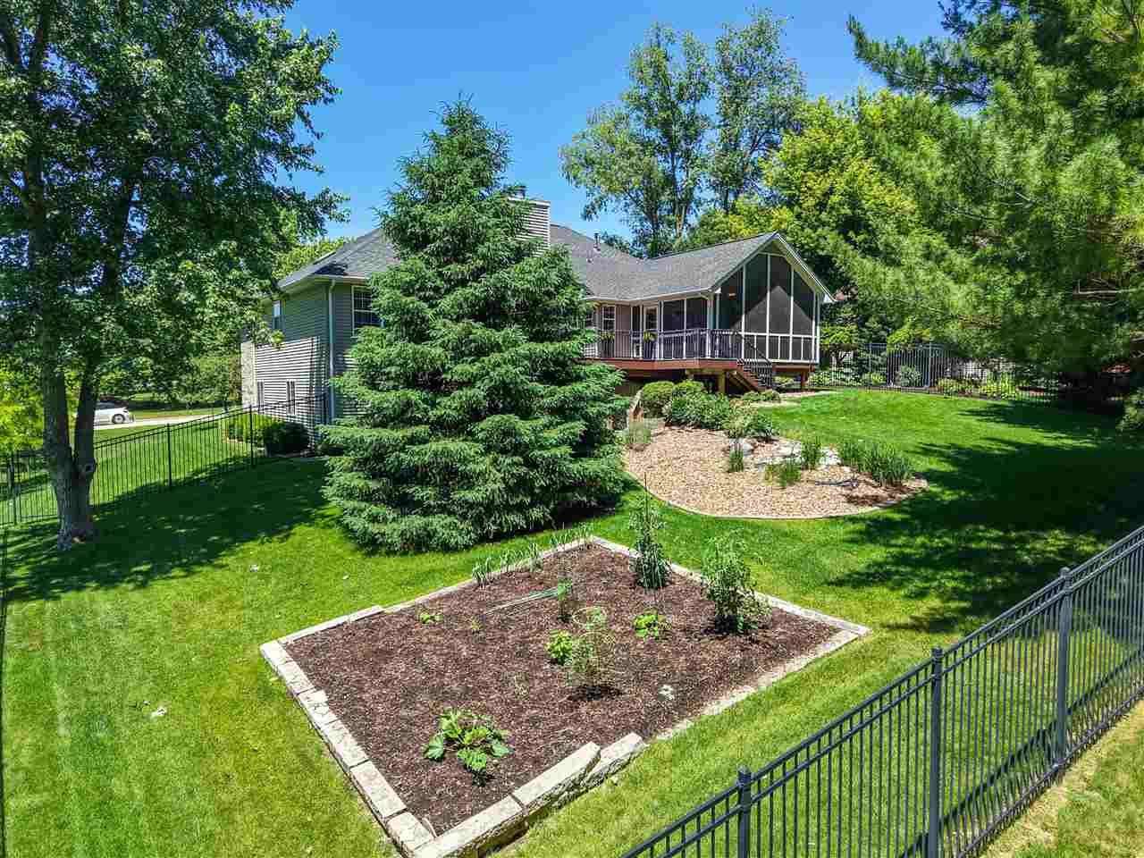 2665 Muddy Creek Lane Coralville IA 52241