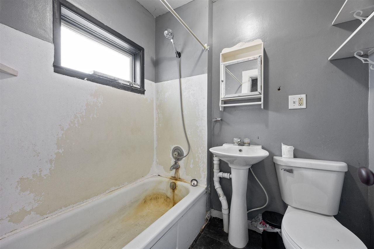 403 N Jackson Street Lisbon IA 52253