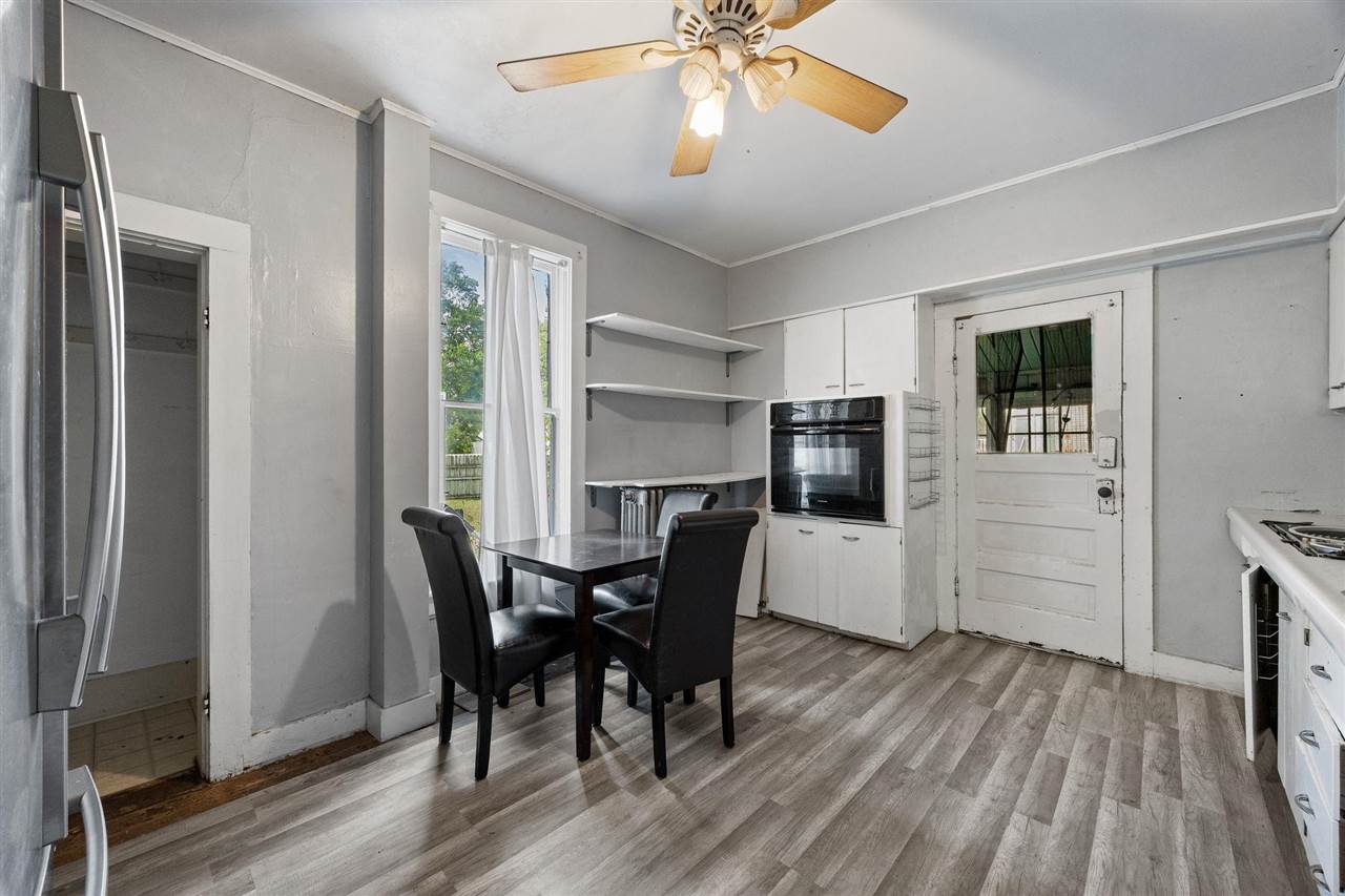 403 N Jackson Street Lisbon IA 52253