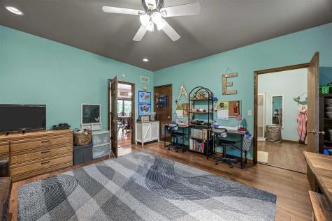 2457 125th Drive Marengo IA 52301