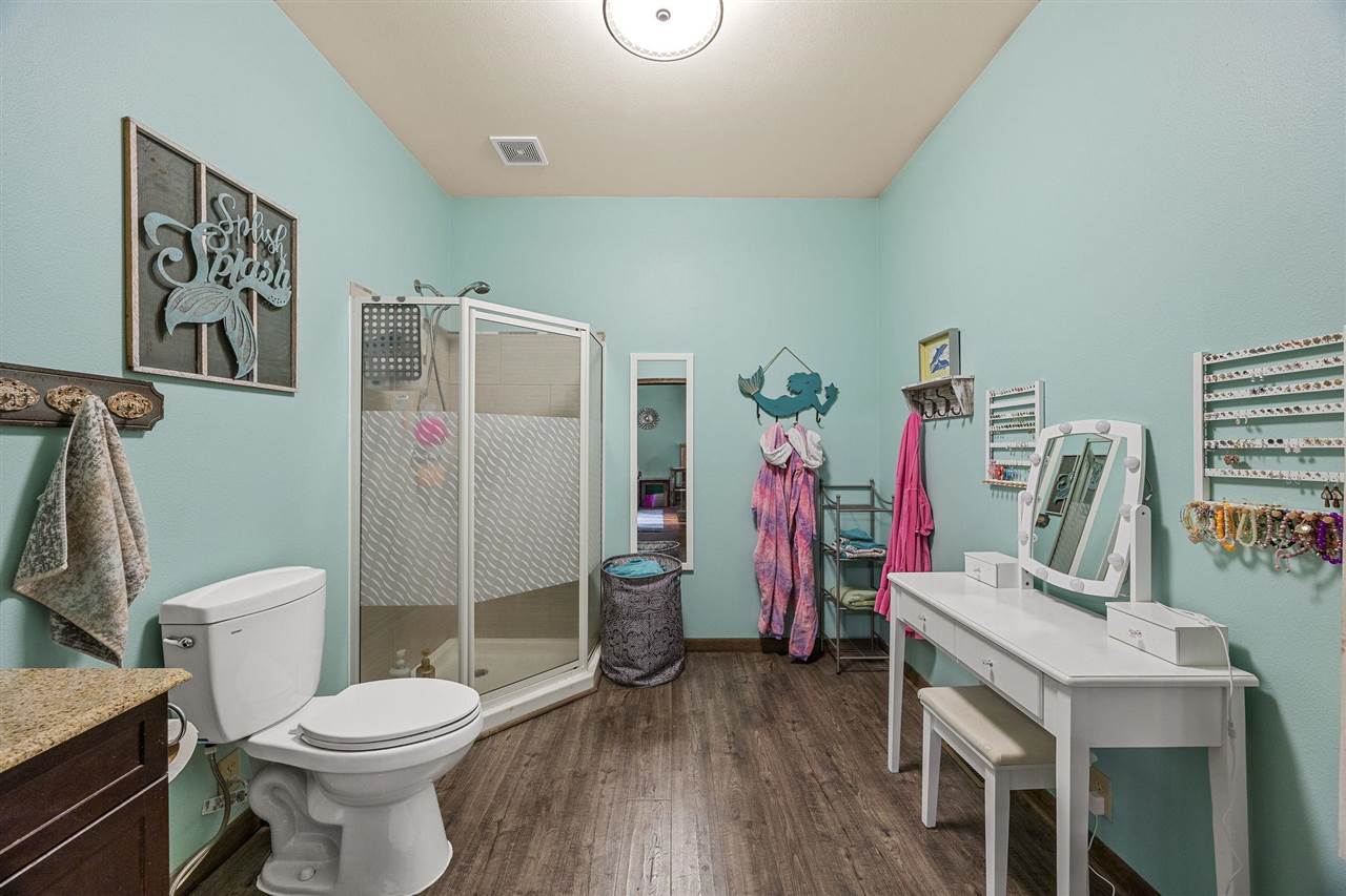 2457 125th Drive Marengo IA 52301