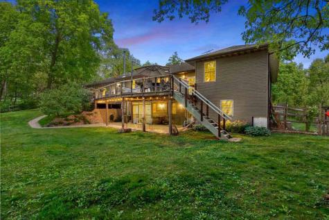 2457 125th Drive Marengo IA 52301