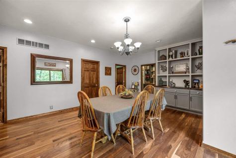 2457 125th Drive Marengo IA 52301