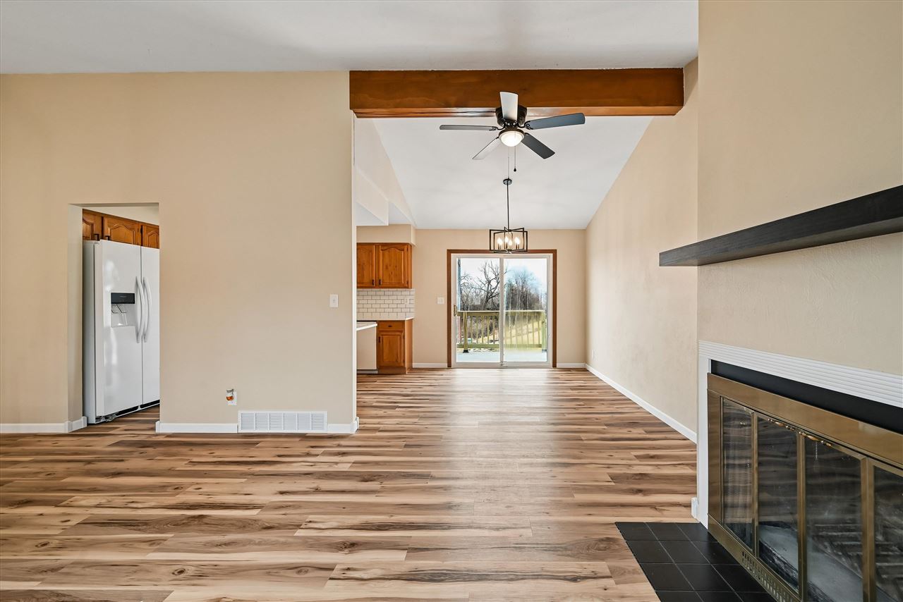 3632 Lynbrook Drive NE Cedar Rapids IA 52402