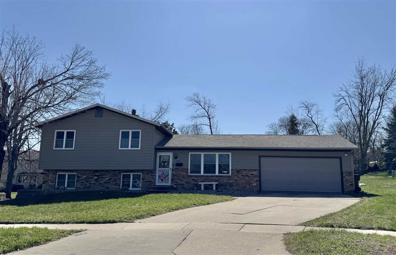4112 Finch Court NE Cedar Rapids IA 52402