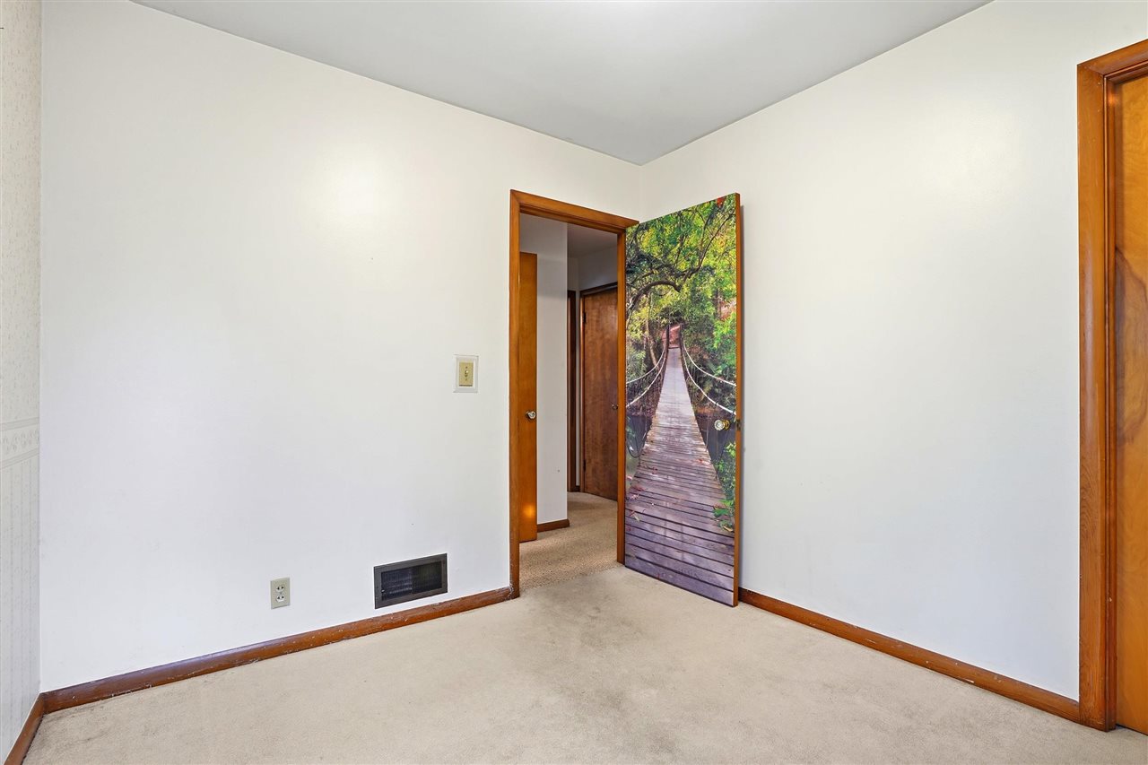 804 Union Columbus Junction IA 52737