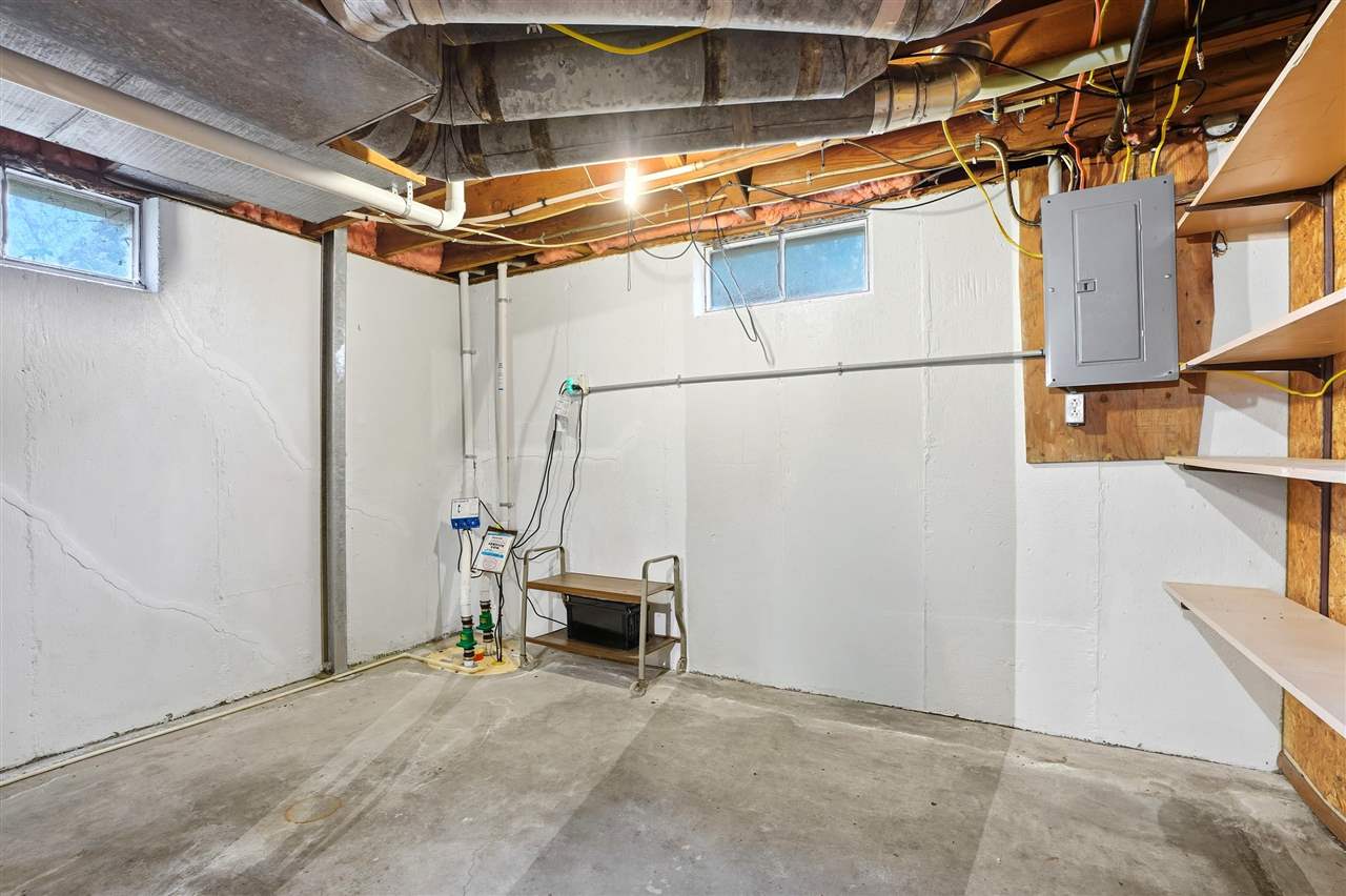 804 Union Columbus Junction IA 52737