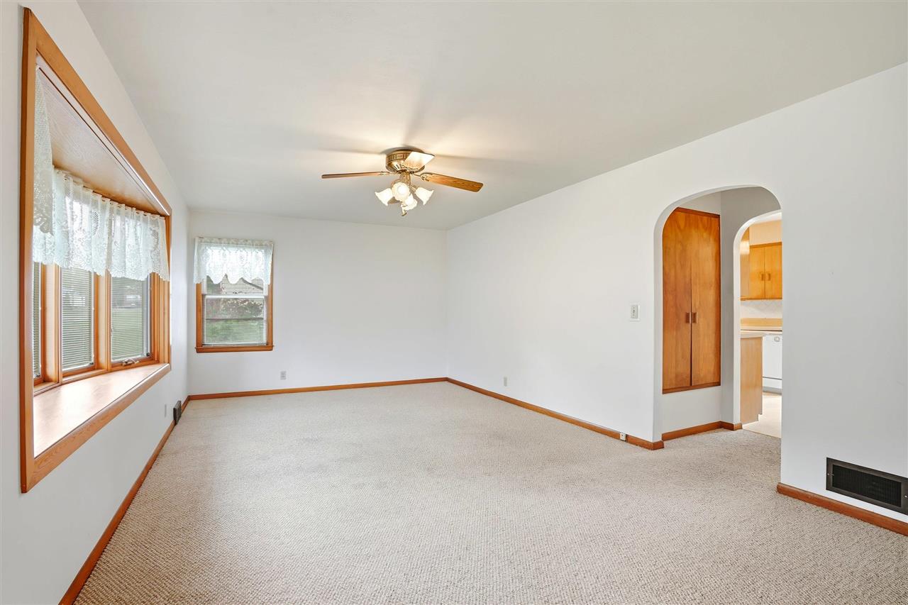 804 Union Columbus Junction IA 52737