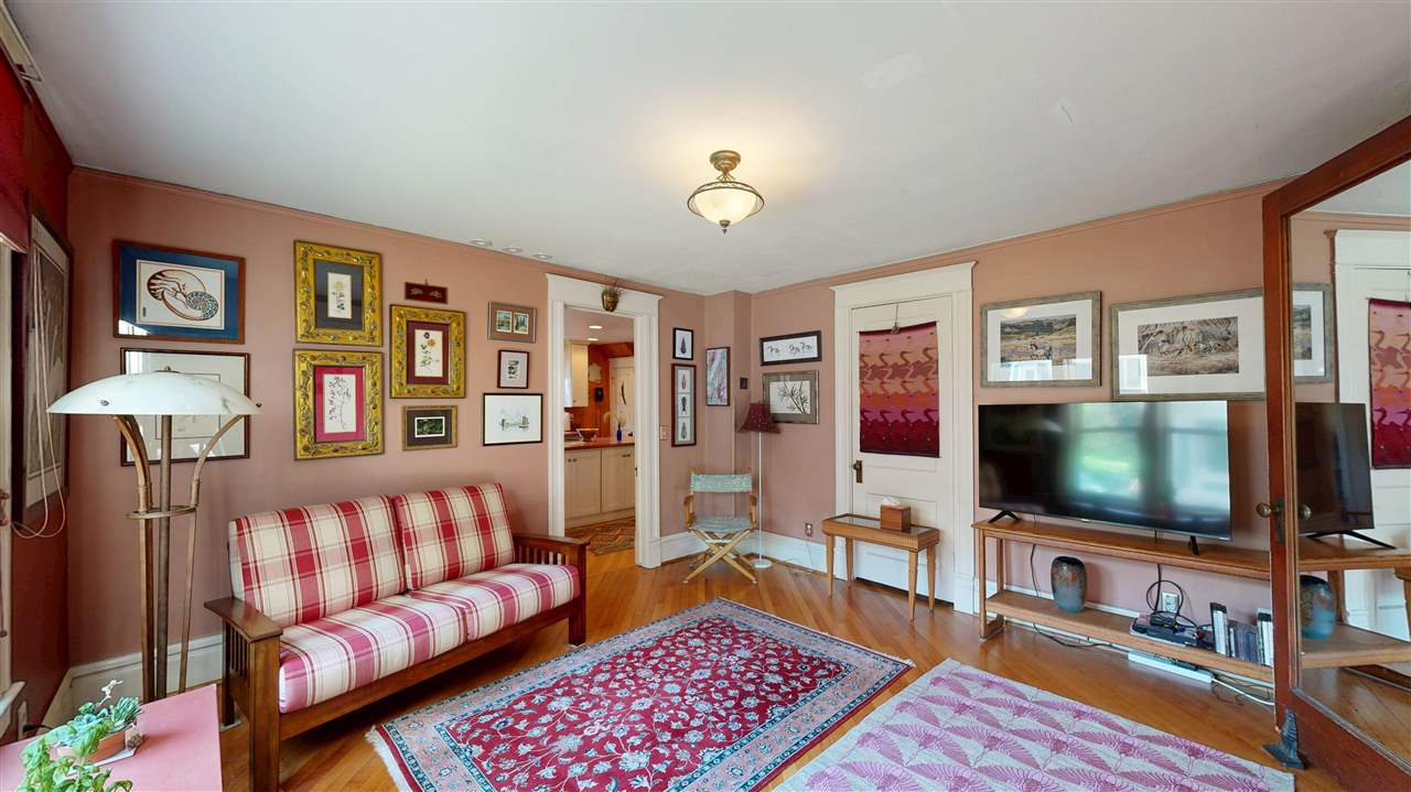 523 Brown Street Iowa City IA 52245