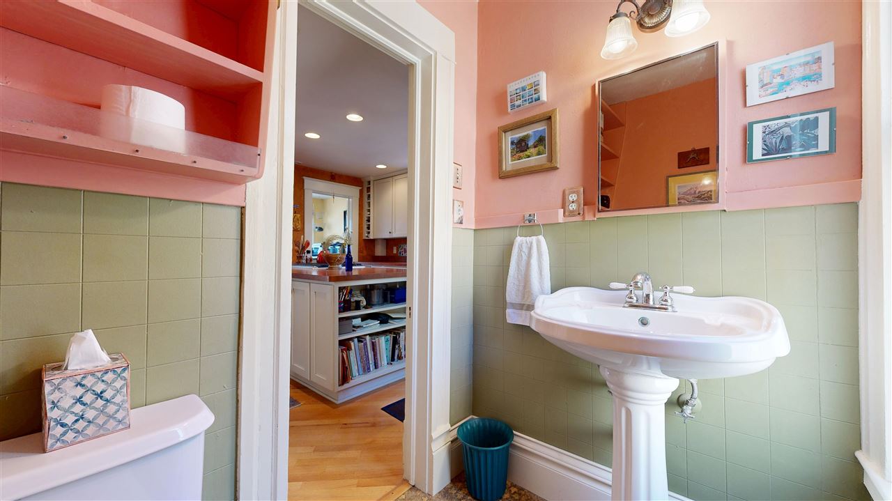 523 Brown Street Iowa City IA 52245