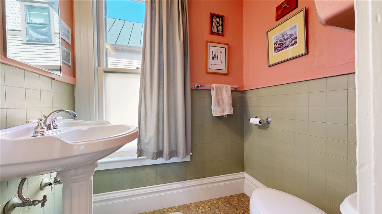 523 Brown Street Iowa City IA 52245