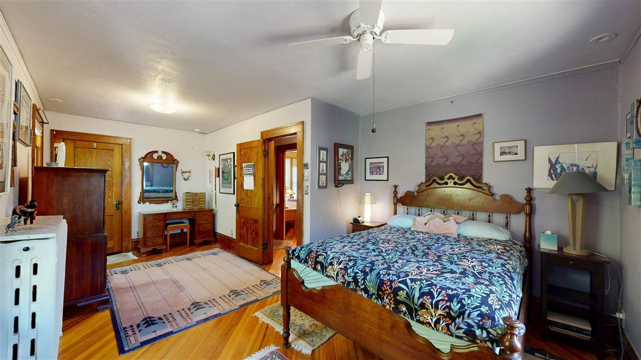 523 Brown Street Iowa City IA 52245