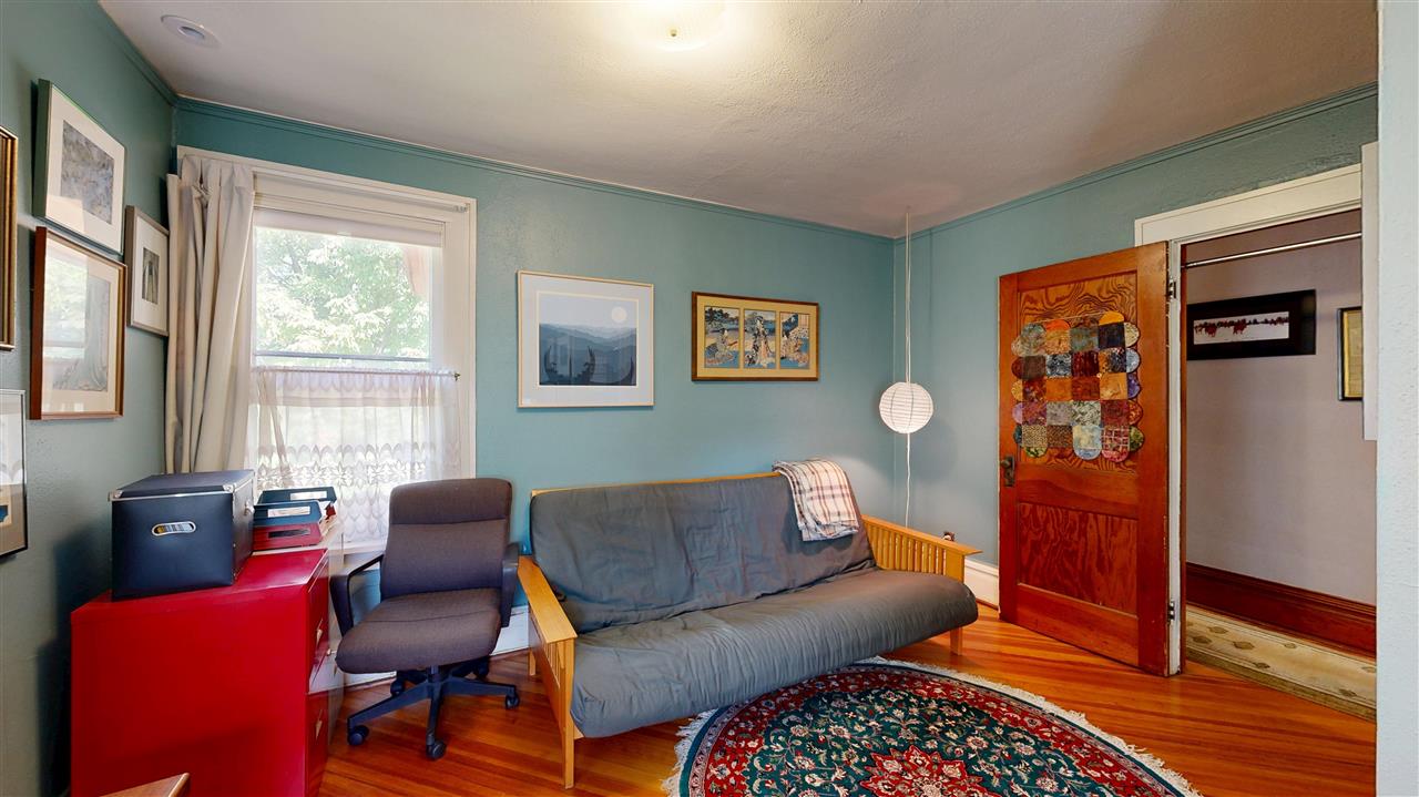 523 Brown Street Iowa City IA 52245