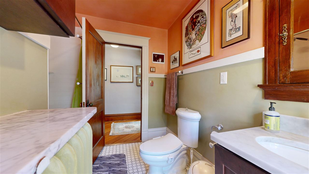 523 Brown Street Iowa City IA 52245