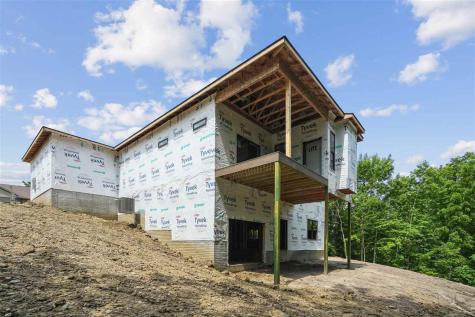 3931 NW Windfall Drive Cedar Rapids IA 52405