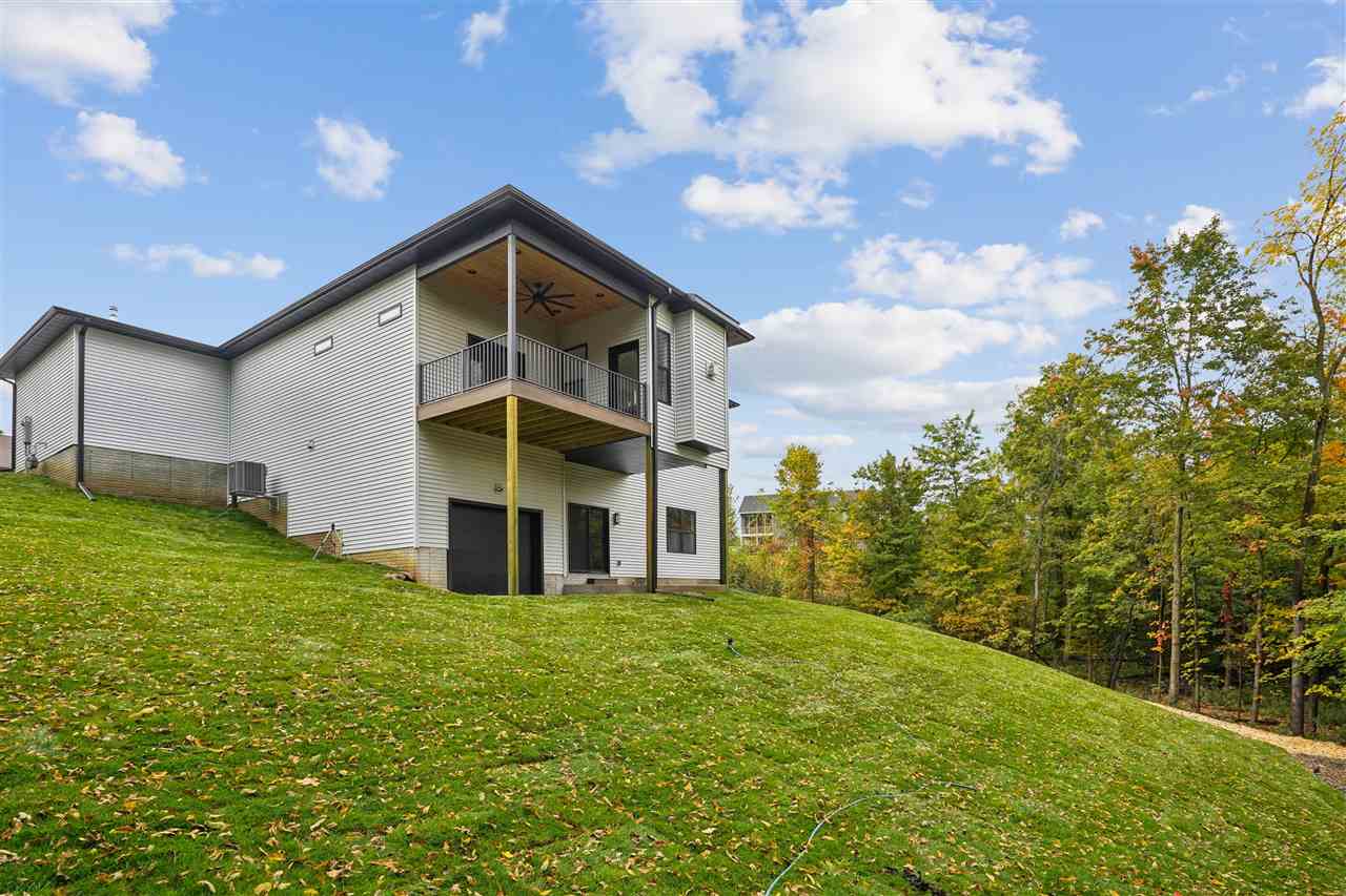 3931 NW Windfall Drive Cedar Rapids IA 52405