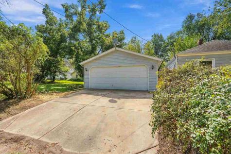 922 6th Avenue Iowa City IA 52240