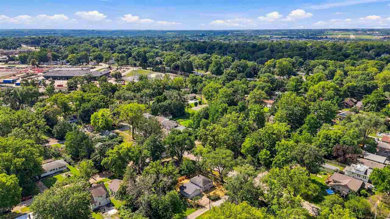 922 6th Avenue Iowa City IA 52240