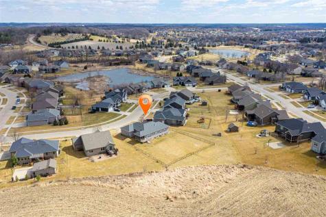 1875 Timber Wolf Drive North Liberty IA 52317