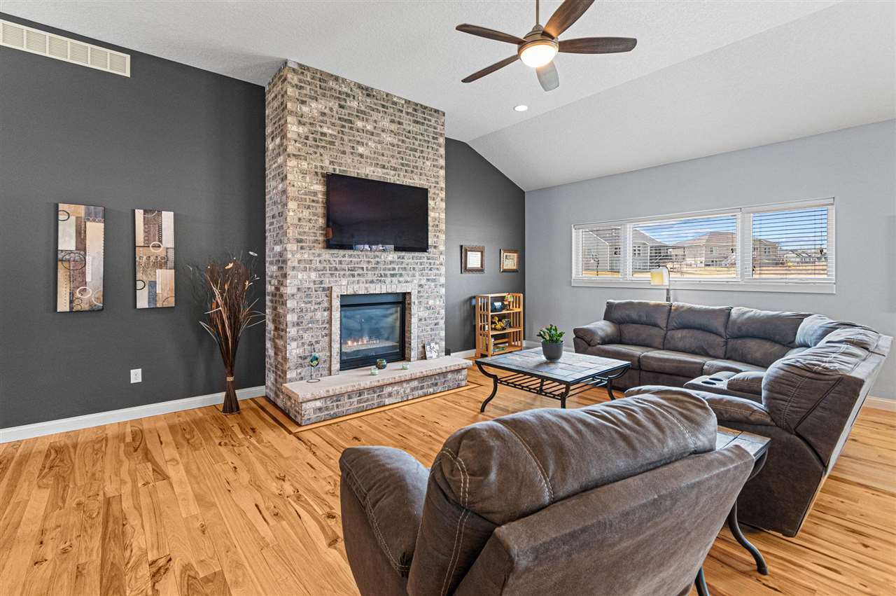 1875 Timber Wolf Drive North Liberty IA 52317