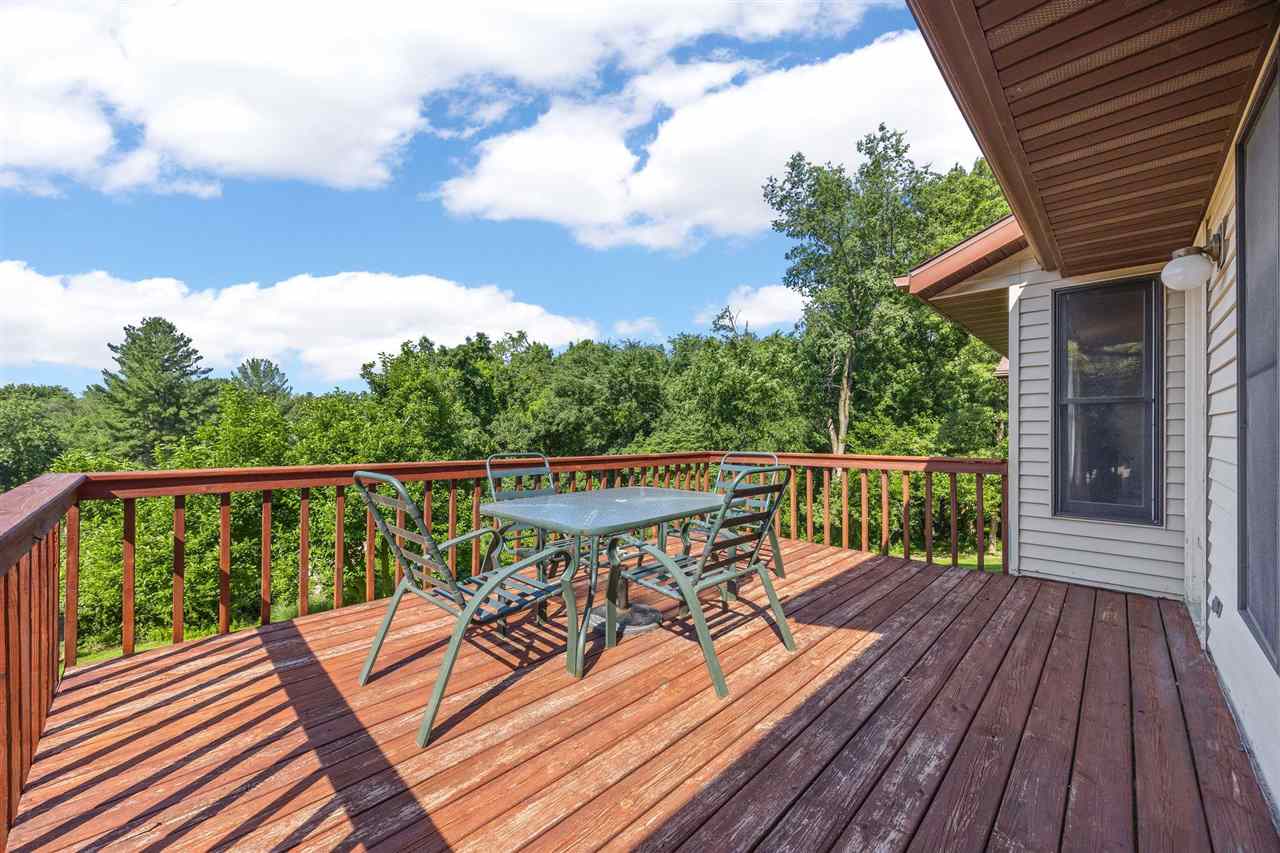 37 Lakeview Knoll NE Iowa City IA 52240