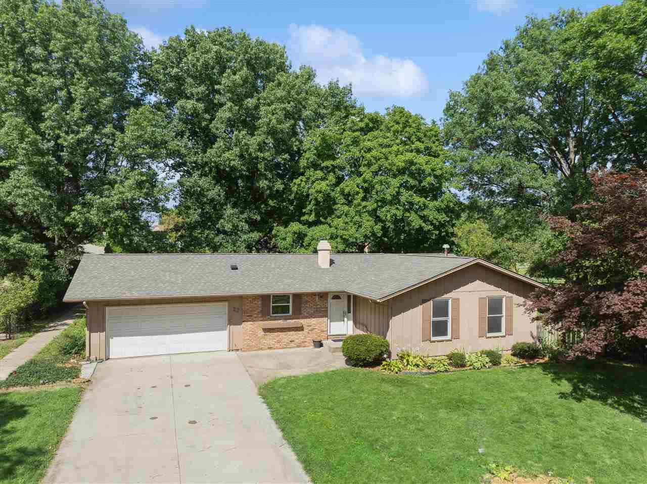 22 Bedford Court Iowa City IA 52240