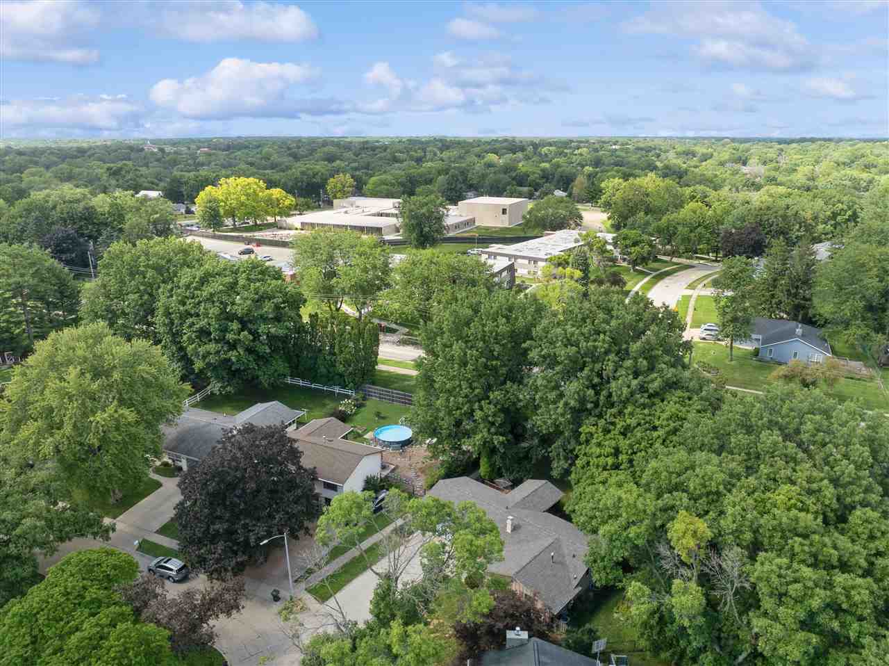 22 Bedford Court Iowa City IA 52240