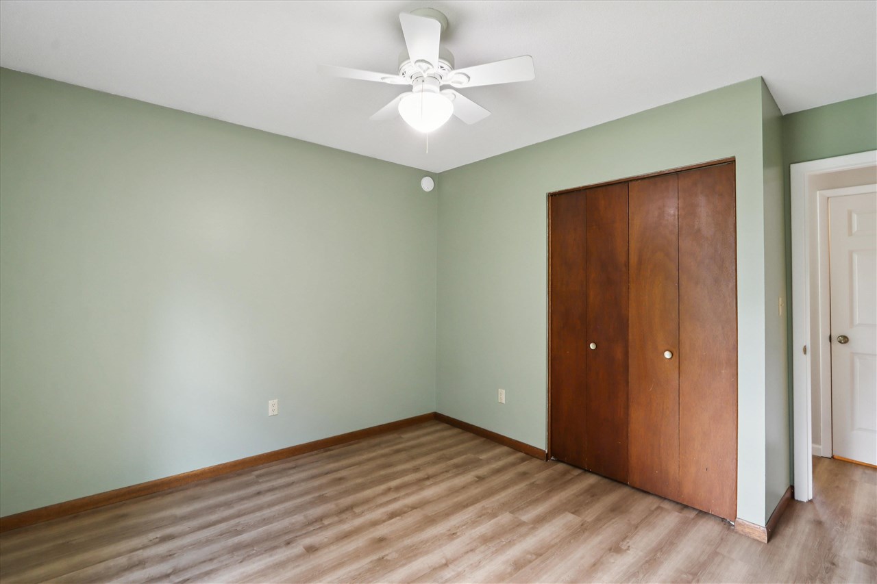 22 Bedford Court Iowa City IA 52240