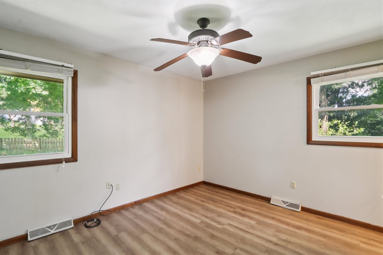 22 Bedford Court Iowa City IA 52240