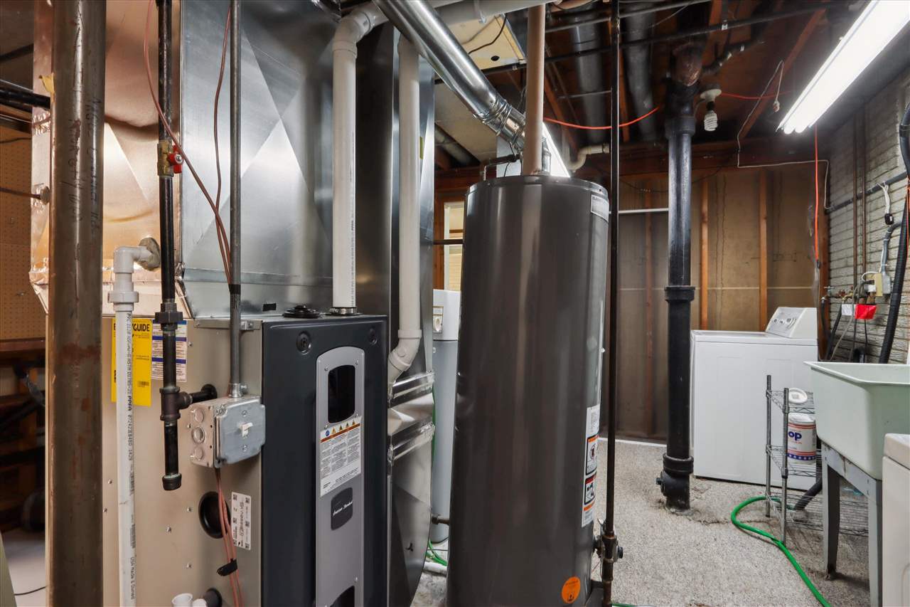 22 Bedford Court Iowa City IA 52240