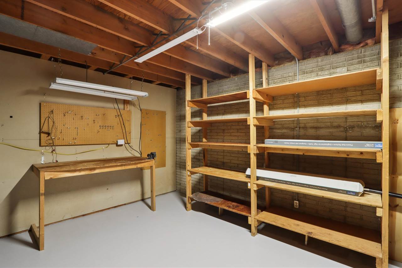 22 Bedford Court Iowa City IA 52240