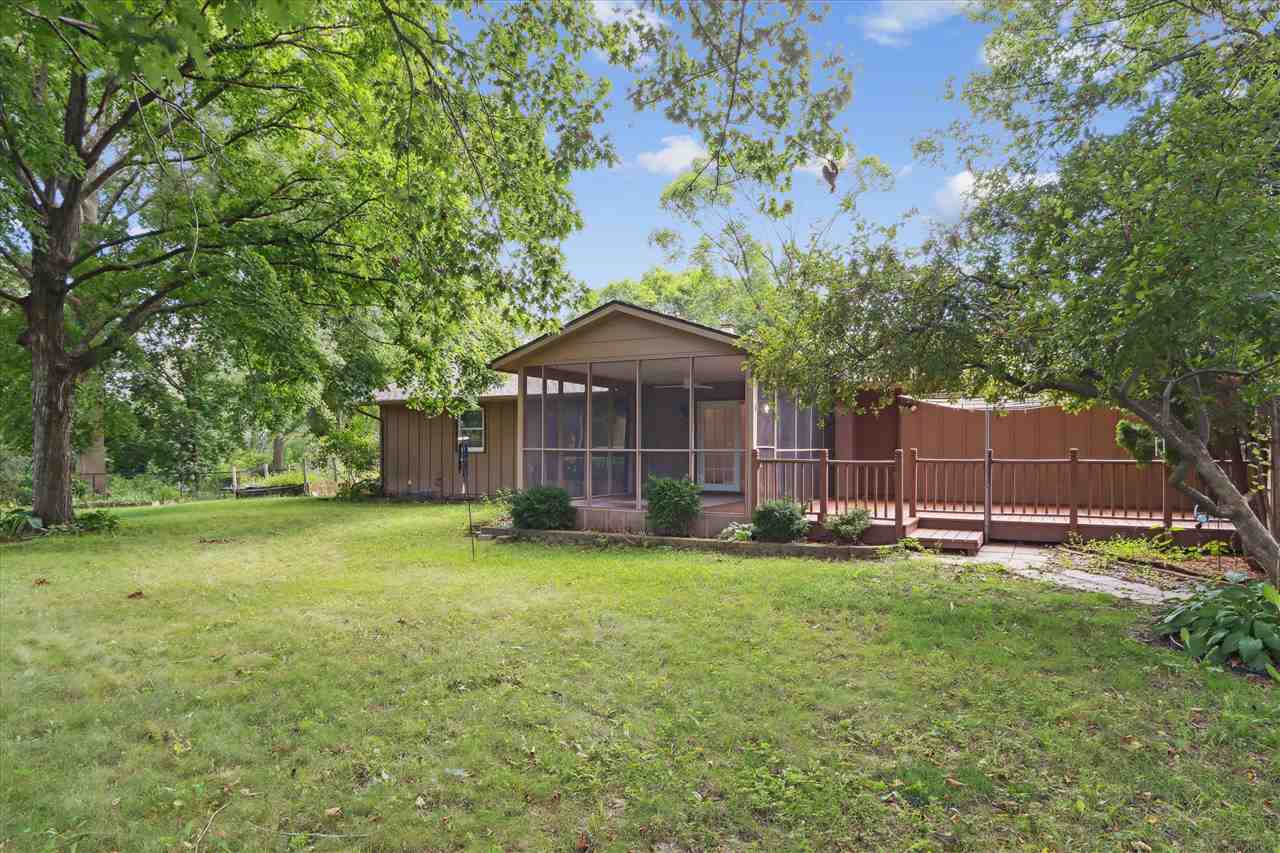 22 Bedford Court Iowa City IA 52240