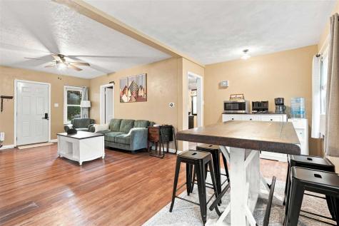 303 Stuart Street Sigourney IA 52591