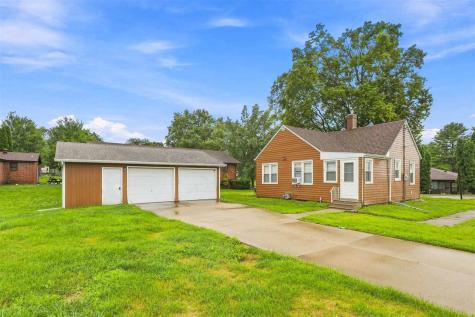 303 Stuart Street Sigourney IA 52591