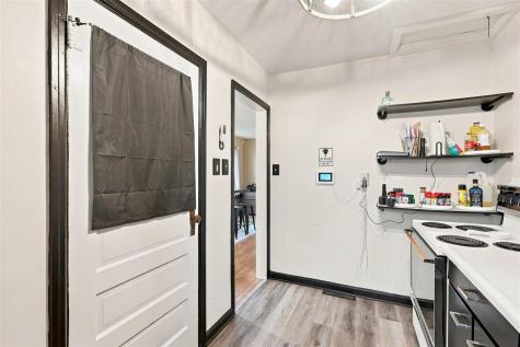 303 Stuart Street Sigourney IA 52591