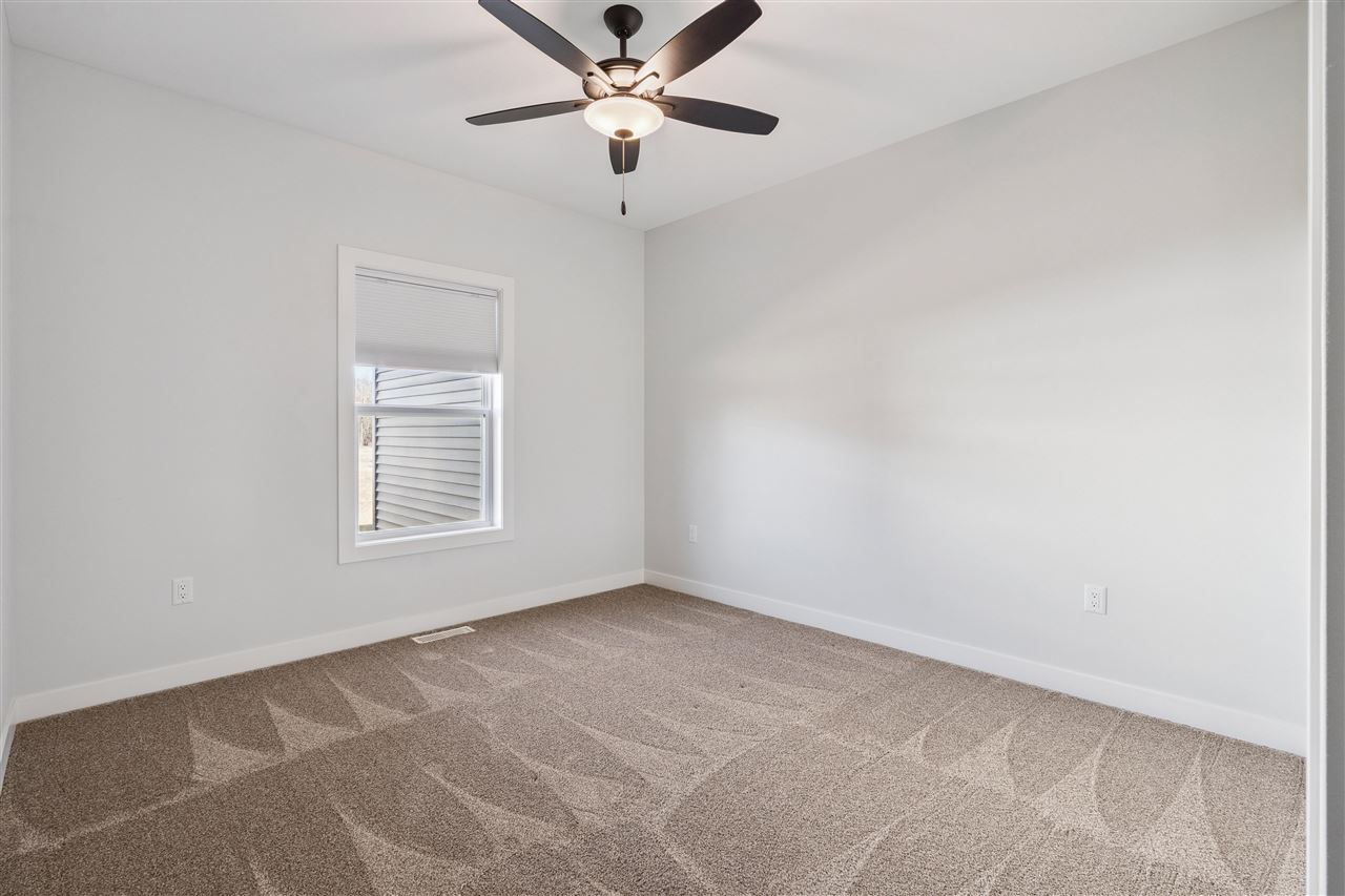 5608 Seminole Valley Trail NE Cedar Rapids IA 52411