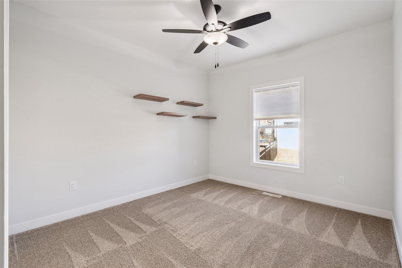 5608 Seminole Valley Trail NE Cedar Rapids IA 52411