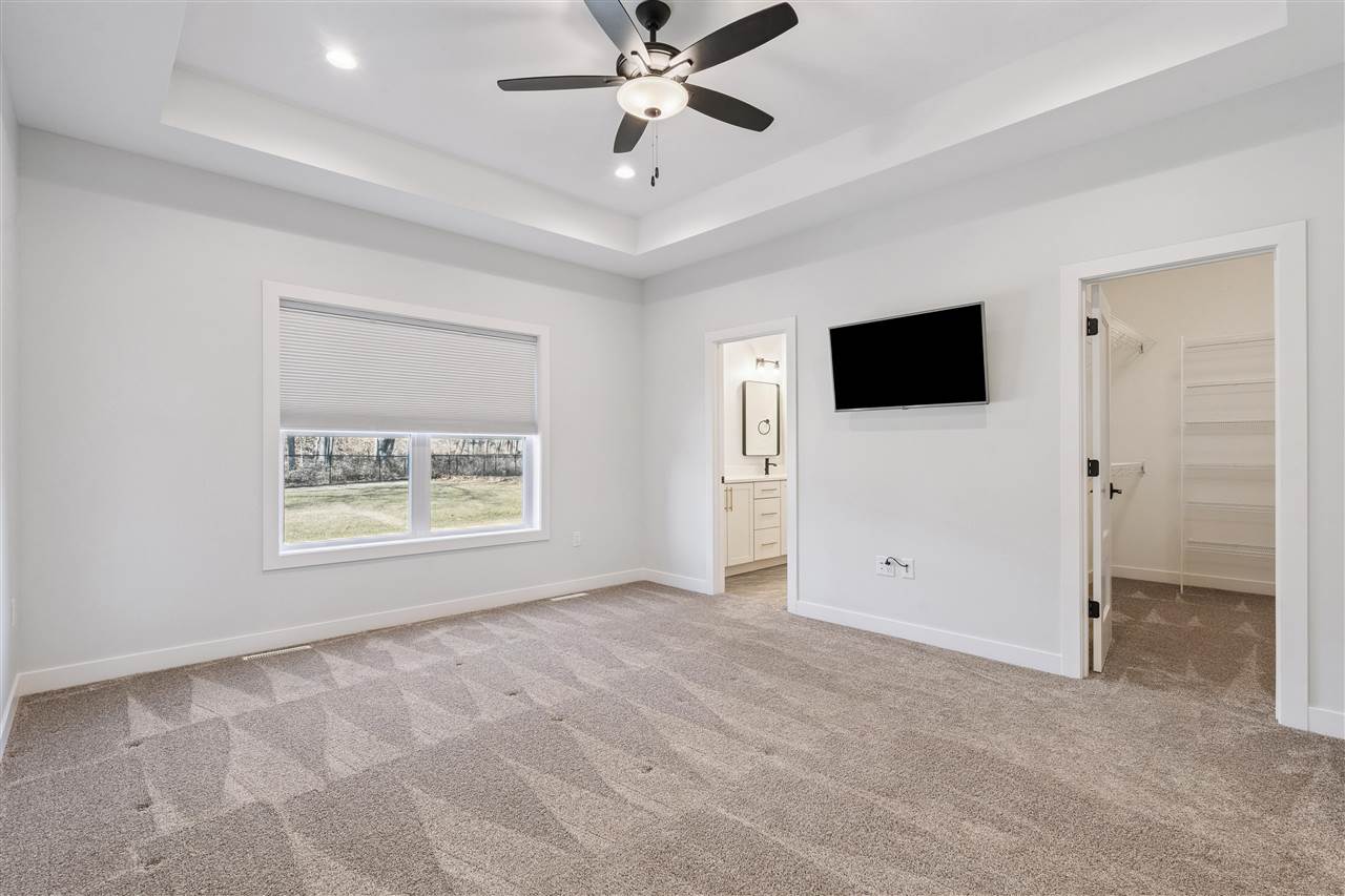 5608 Seminole Valley Trail NE Cedar Rapids IA 52411