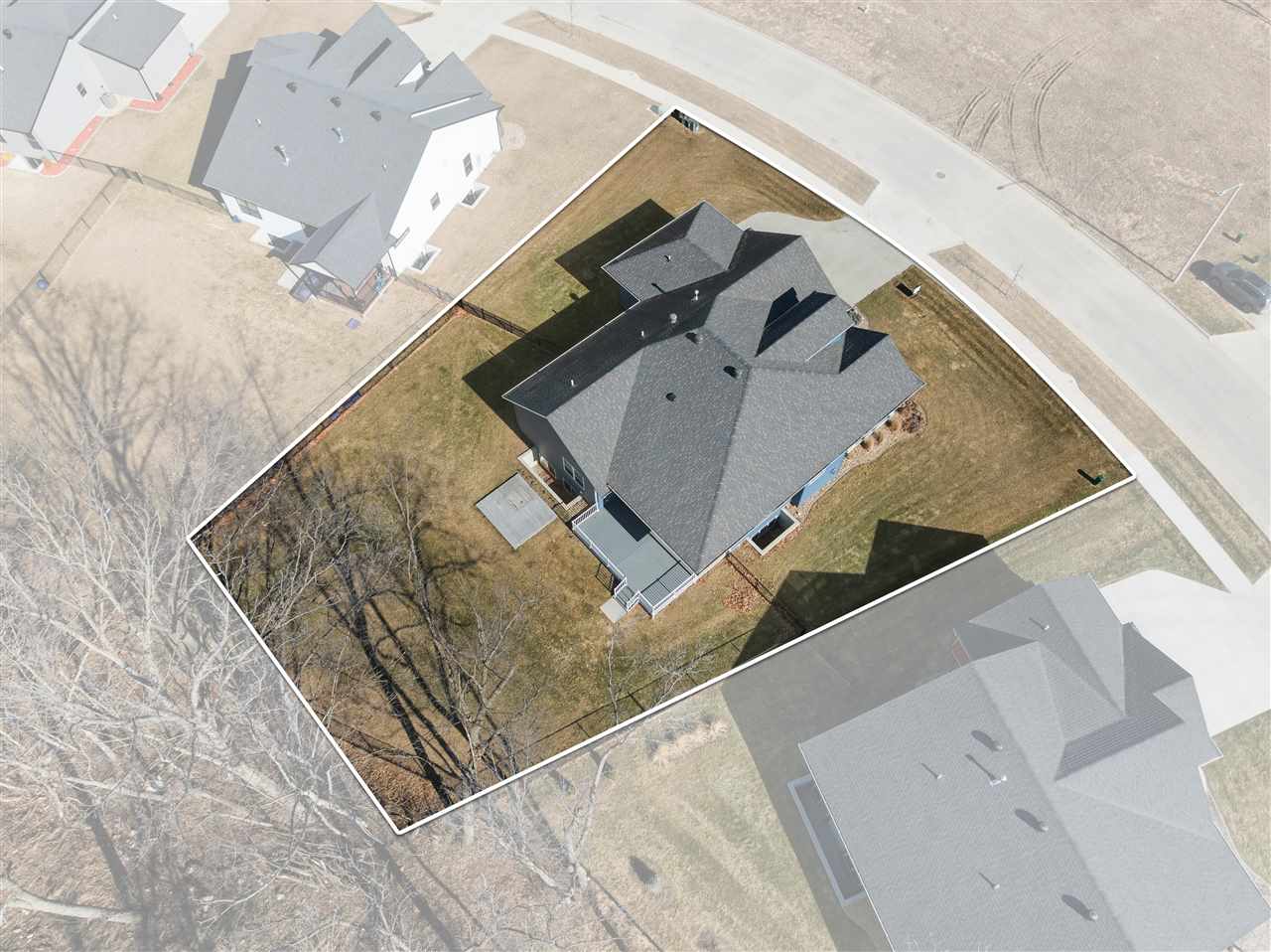 5608 Seminole Valley Trail NE Cedar Rapids IA 52411