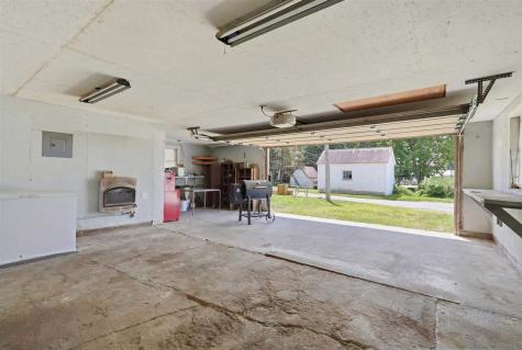 107 W Front Street Wayland IA 52654