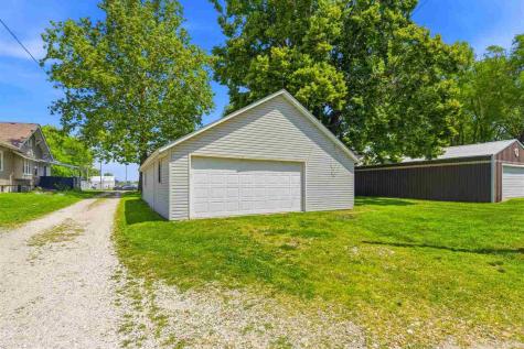 107 W Front Street Wayland IA 52654