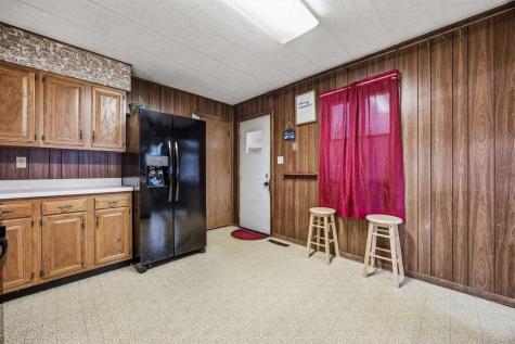 14262 270th Avenue South English IA 52335