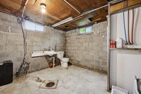 14262 270th Avenue South English IA 52335