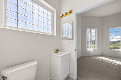 2245 288th Drive Williamsburg IA 52361