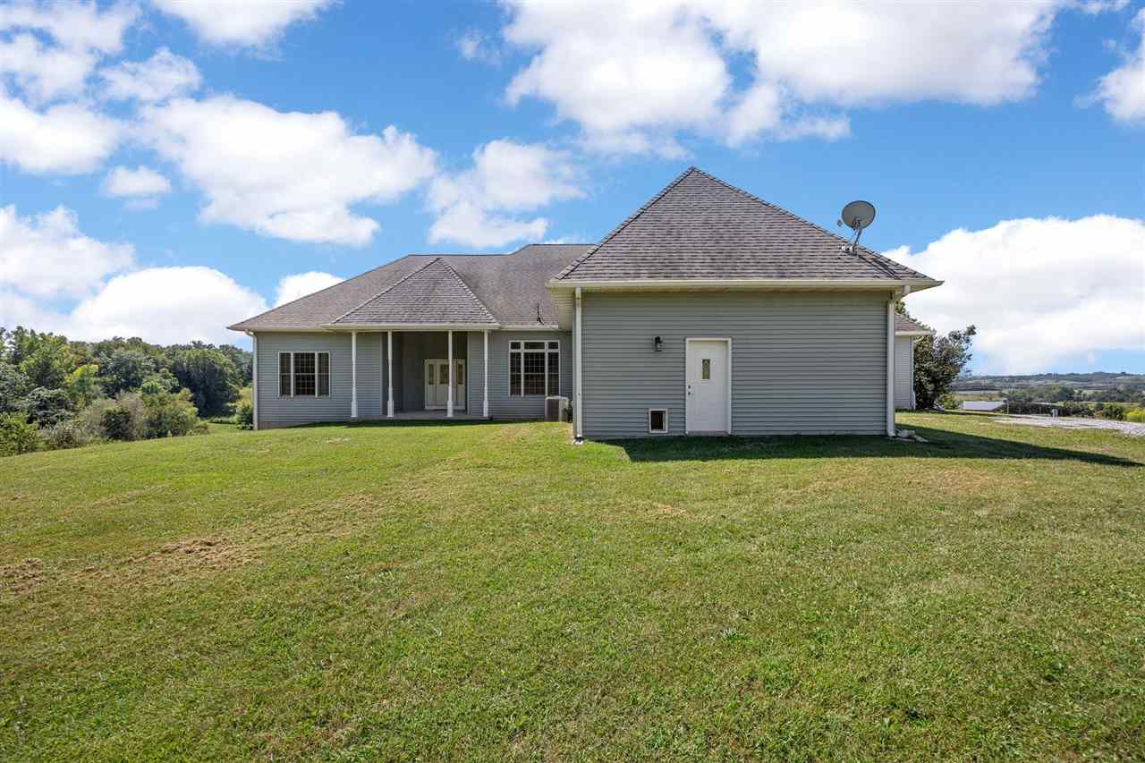 2245 288th Drive Williamsburg IA 52361