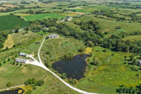2245 288th Drive Williamsburg IA 52361